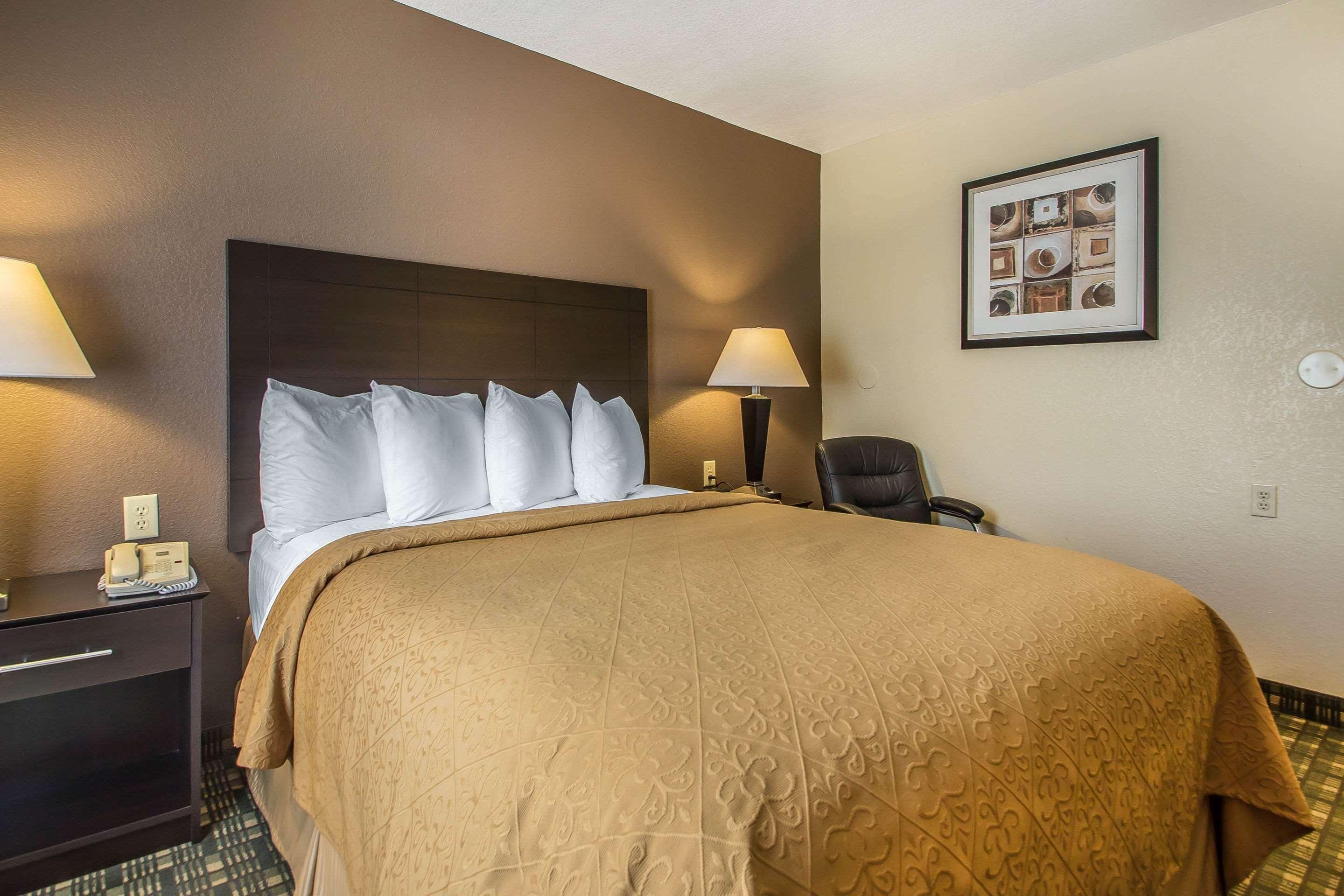 Quality Inn & Suites Decorah Ngoại thất bức ảnh