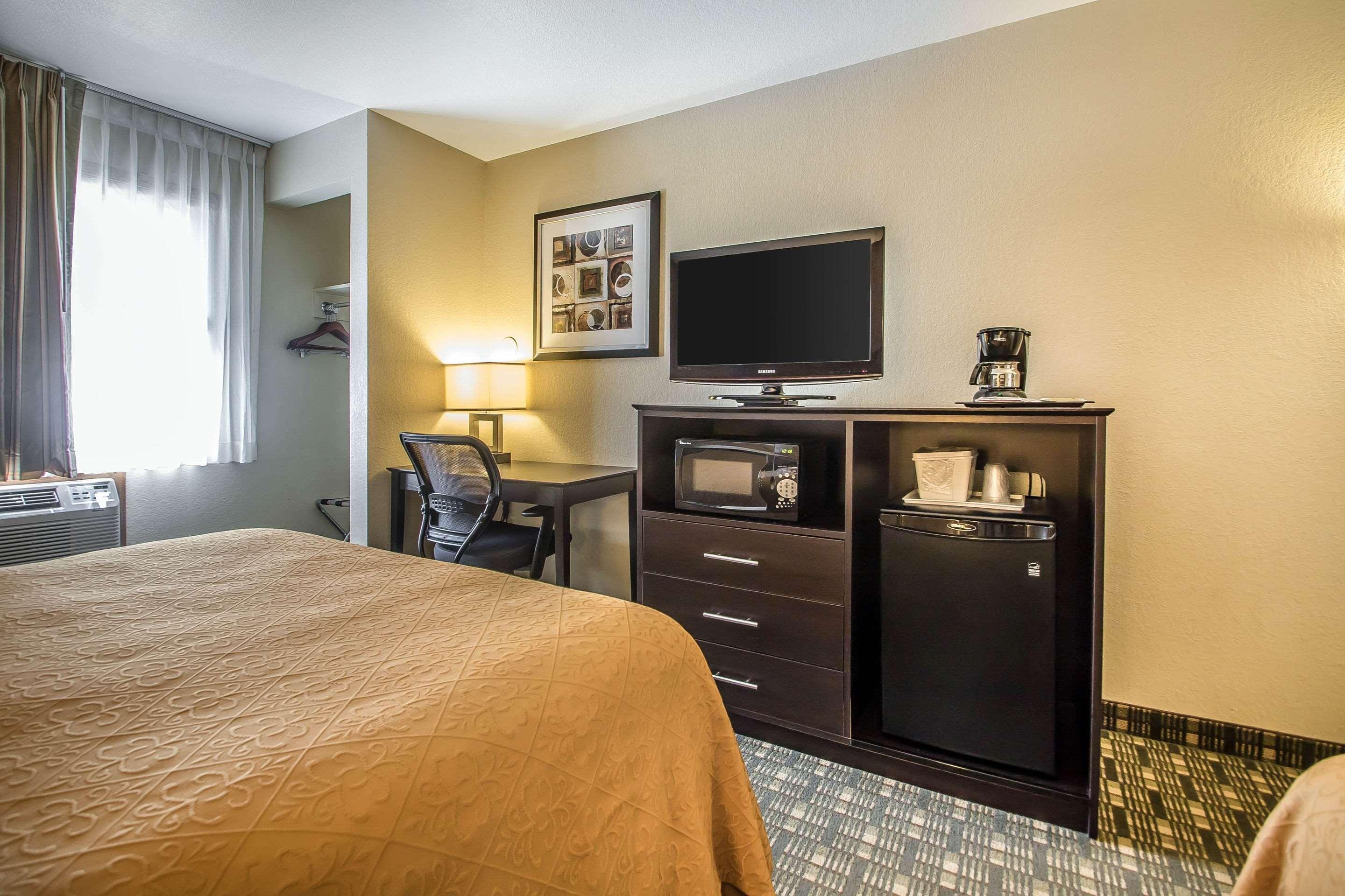 Quality Inn & Suites Decorah Ngoại thất bức ảnh