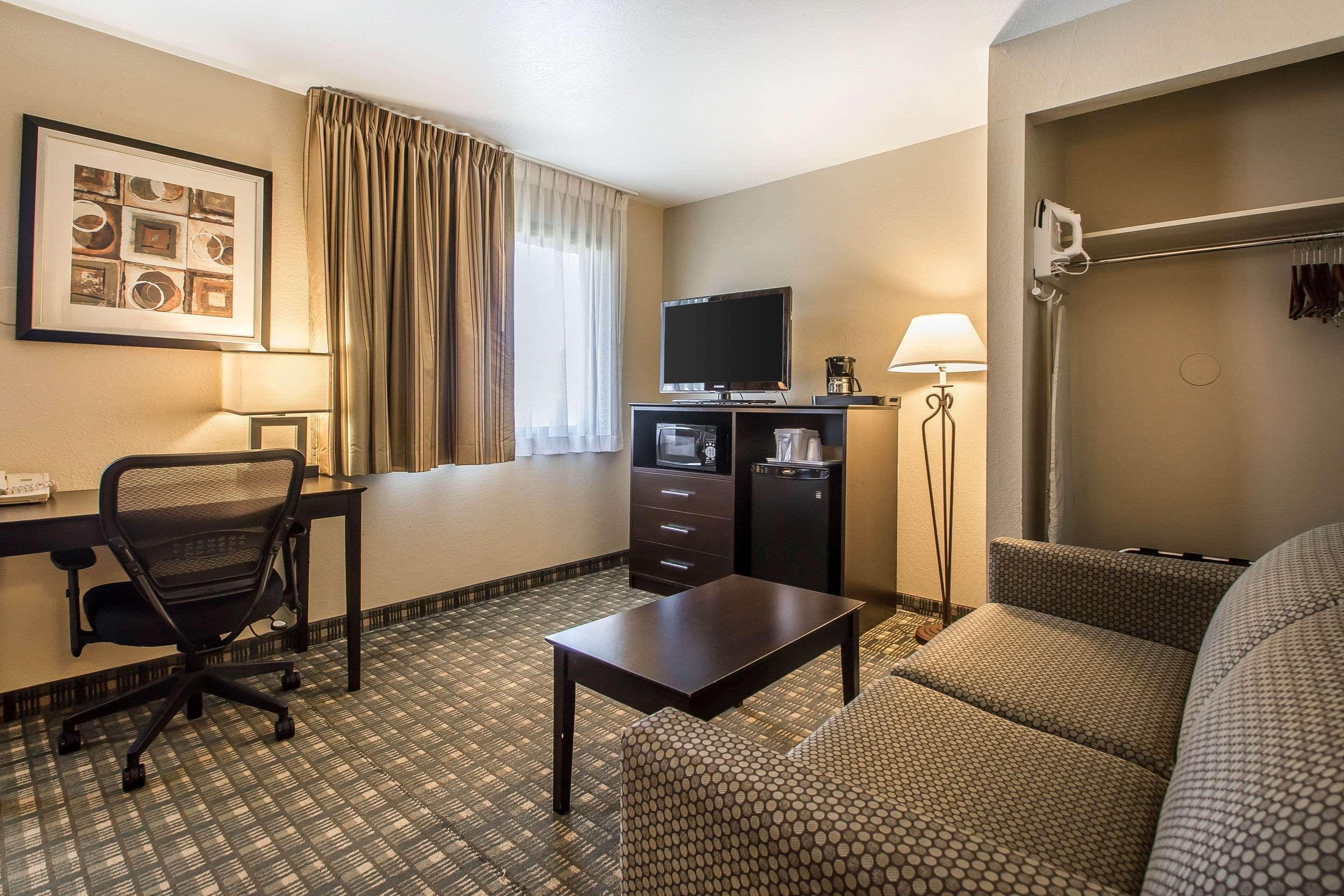 Quality Inn & Suites Decorah Ngoại thất bức ảnh