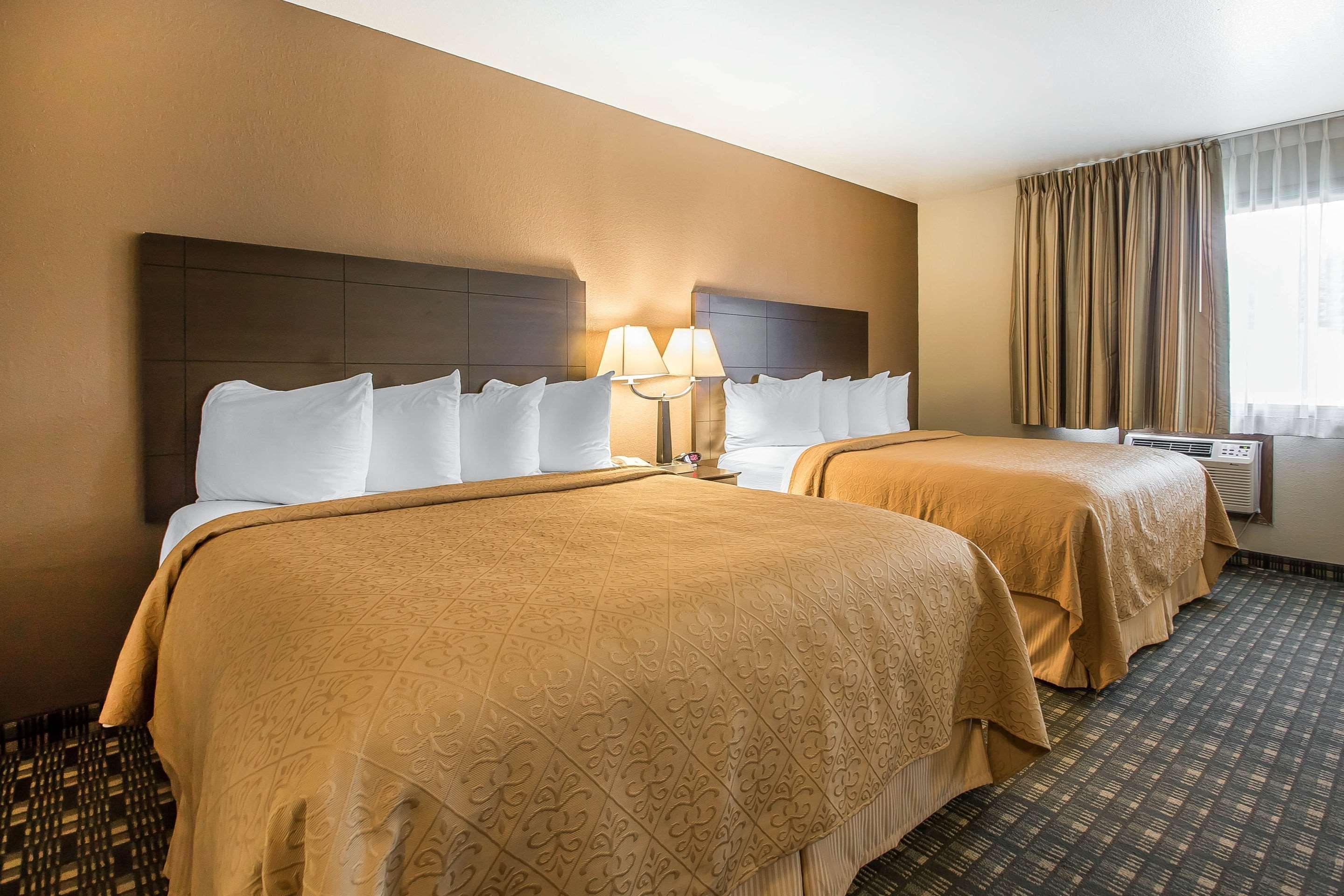 Quality Inn & Suites Decorah Ngoại thất bức ảnh