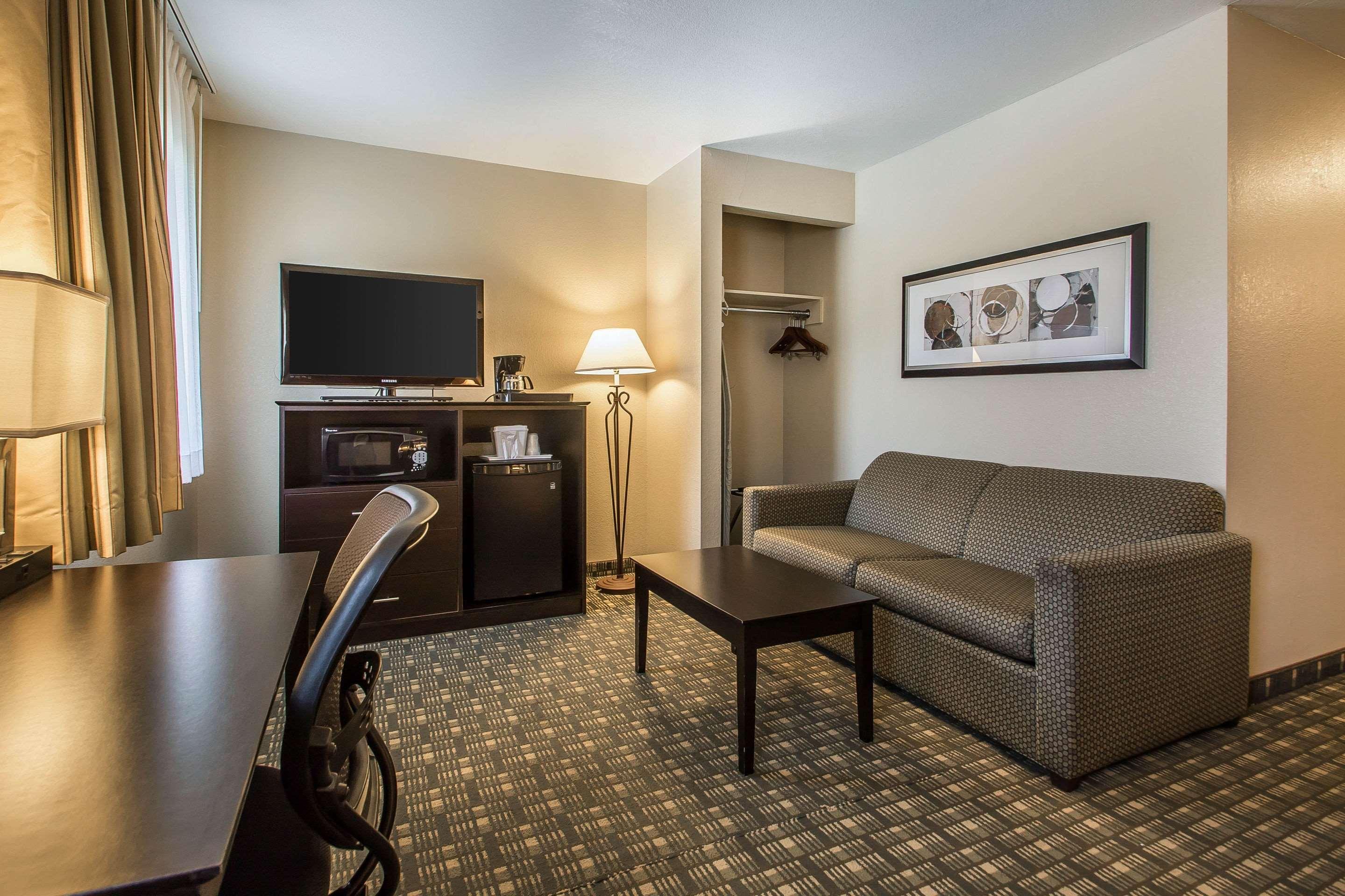 Quality Inn & Suites Decorah Ngoại thất bức ảnh